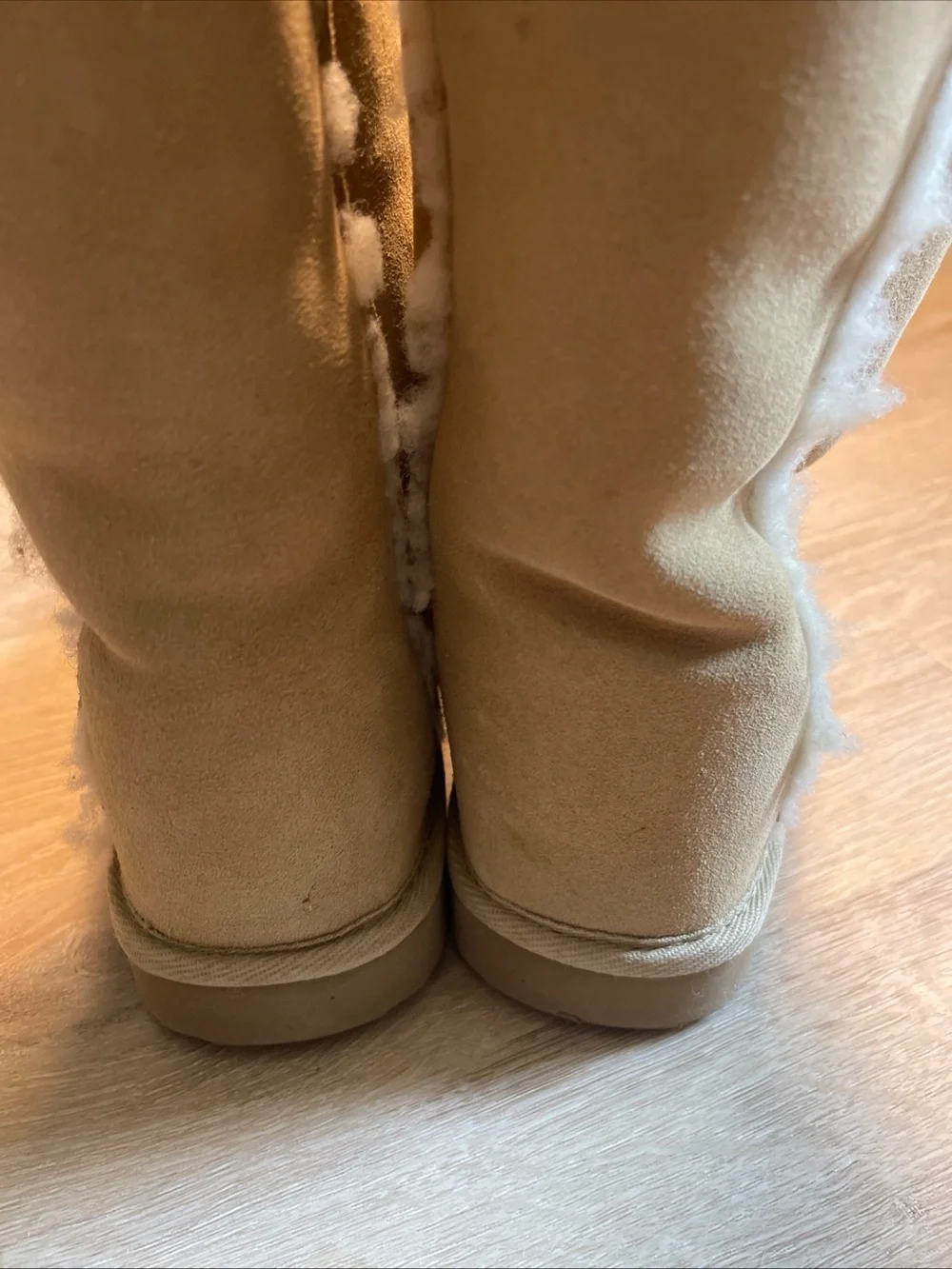 New EMU AUSTRALIA Tan Beige Suede Wool Pull On Boots Winter Snow Ugg like style